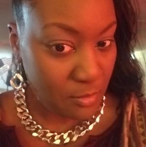 Meet your Posher, SoLo